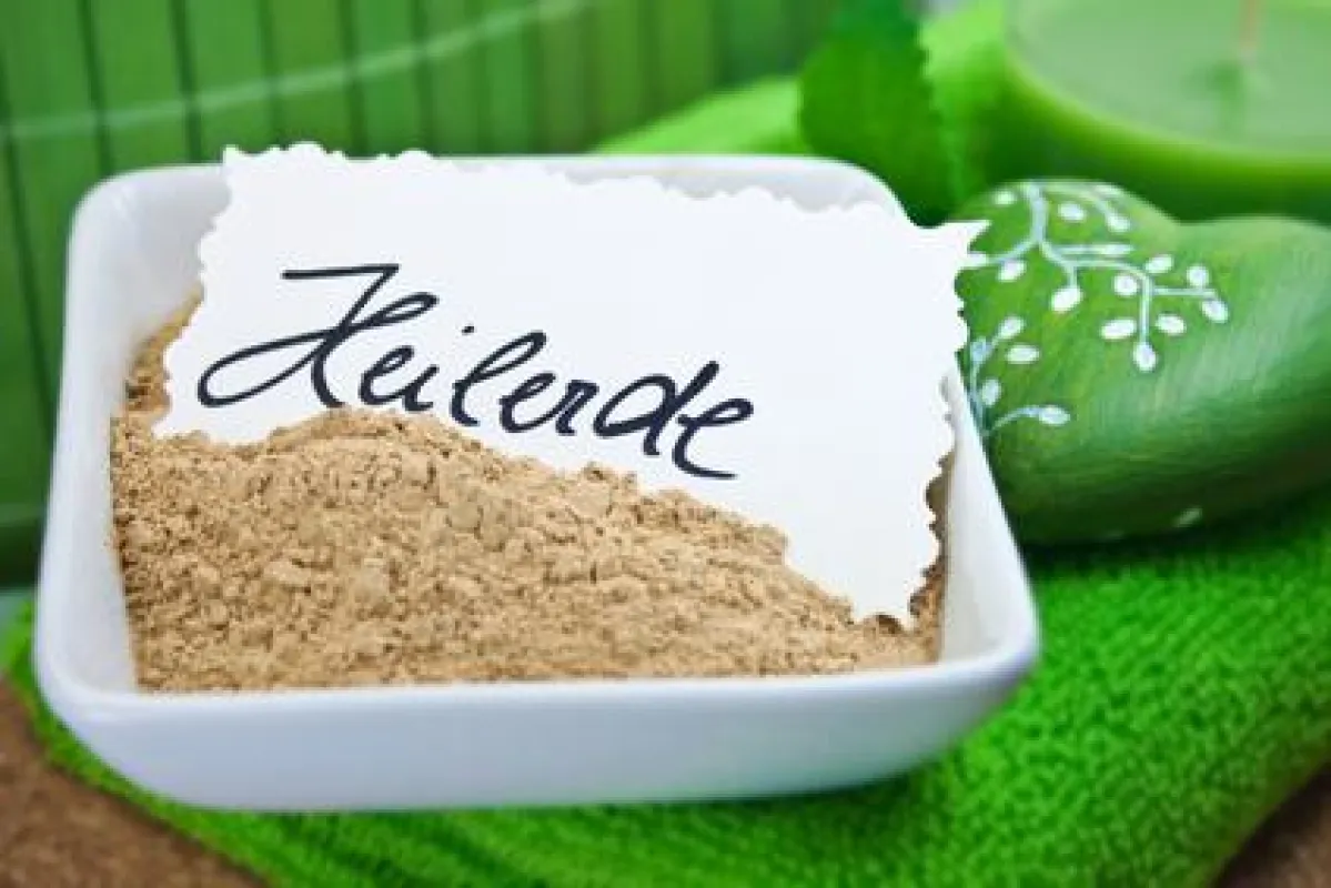 Heilerde - durch und durch ein Naturprodukt (© PhotoSG - Fotolia.com)