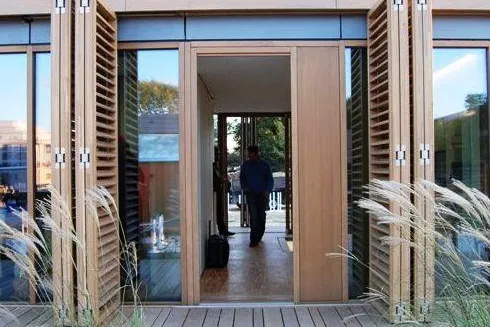 Bild: Solar Decathlon 2007: Zukunftshaus der TU Darmstadt mit ENERGATE-Fenstern von Häußler gewinnt in Washington
