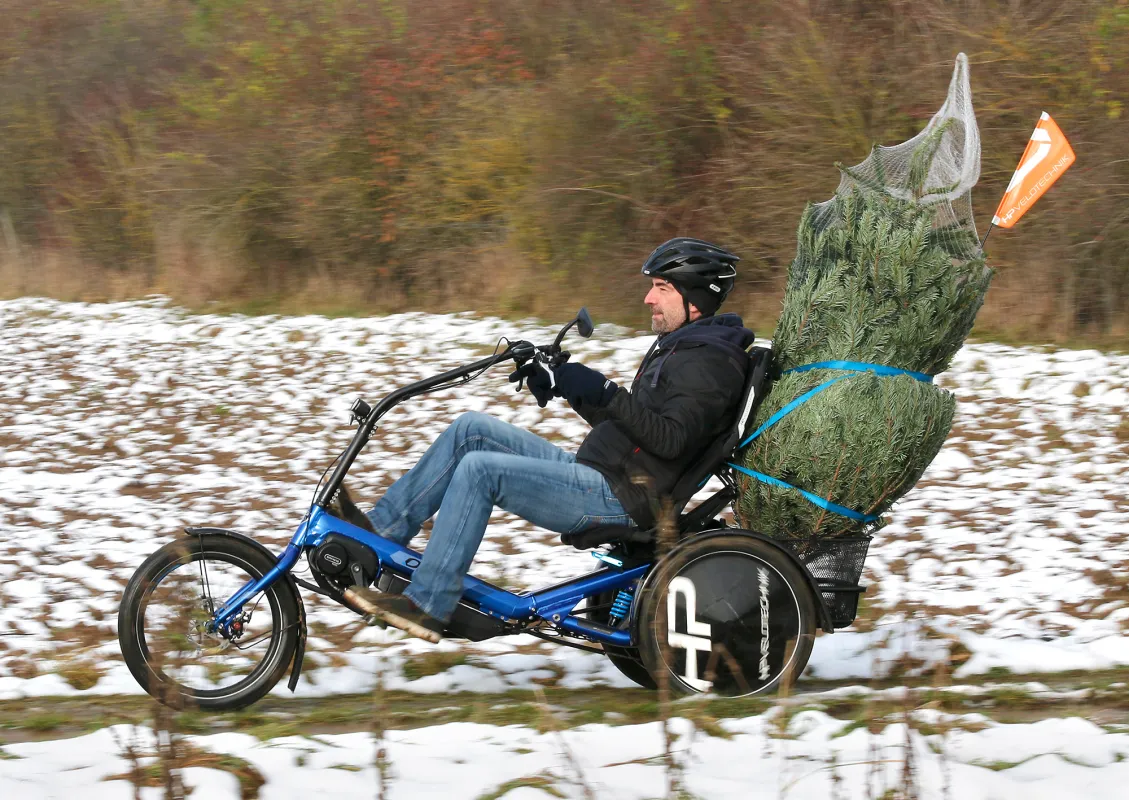 Delta tx von HP Velotechnik: auch bei Schnee und Eis mit ungewöhnlichem Gepäck sicher unterwegs (© HP Velotechnik)