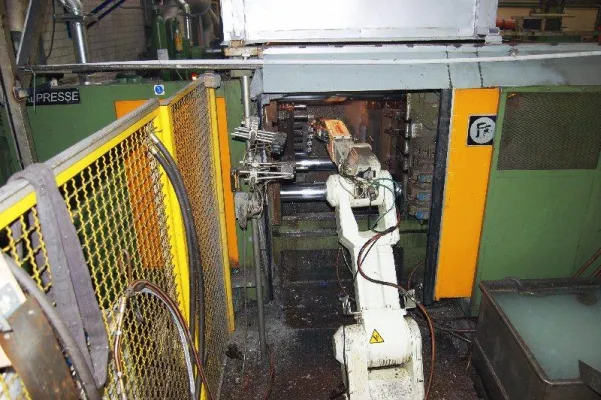 Bild: Gleichbleibend hohe Qualität im automatisierten Druckguss bei Sander - made by Kawasaki