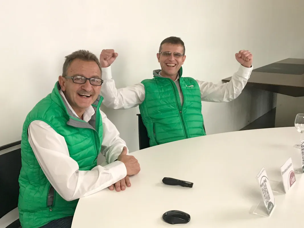 Die SCHAKO Experten Peter Hug und Klaus Amann sind sichtlich glücklich