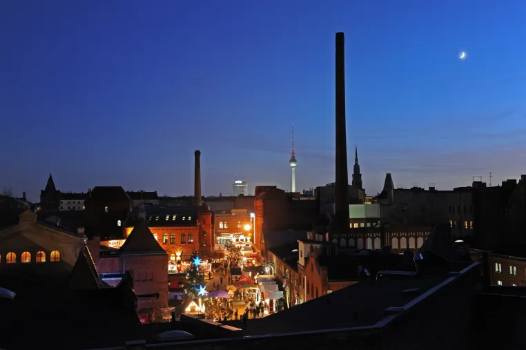 Lucia Weihnachtsmarkt in der Kulturbrauerei Berlin, 24.11. - 22.12.2025 Bild: Lucia Weihnachtsmarkt in der Kulturbrauerei Berlin, 24.11. - 22.12.2025