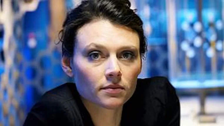 Bild: Gewinnerin des Krimi-Stipendiums der Mörderischen Schwestern 2022 ist Maike Möller-Engemann mit  »Femizide«