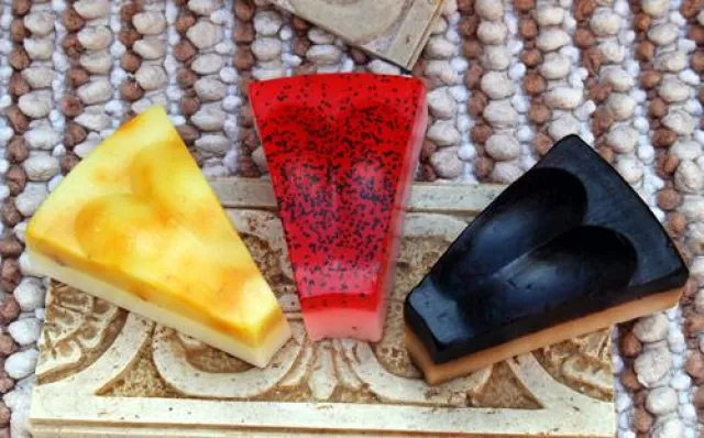 Bild: Von Seifentorten und Mandelherzen – Köstliche Pflege-Delikatessen bei der Seifenmanufaktur Frankfurt