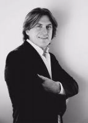 Management-Akademie: Westliches Management in Kombination mit fernöstlicher Kampfkunst Bild: Management-Akademie: Westliches Management in Kombination mit fernöstlicher Kampfkunst