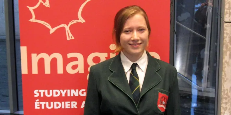 Bild: Schüleraustausch USA und weltweit: Warum müssen auch deutsche Schüler Schuluniformen tragen?