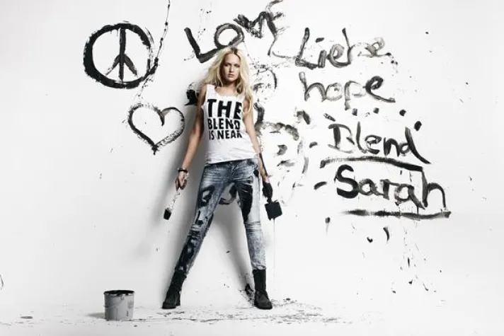 Bild: Blend zu Gast in der Model-WG / ProSieben