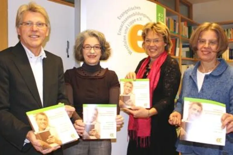Bild: EEB präsentiert Jahresprogramm 2009 - Vom Kulturführerschein bis zum systematischen Fundraising