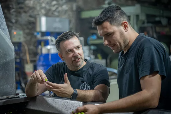 Drei ESAO Awards 2024 für Jordan Olivenöl in Valencia Bild: Drei ESAO Awards 2024 für Jordan Olivenöl in Valencia