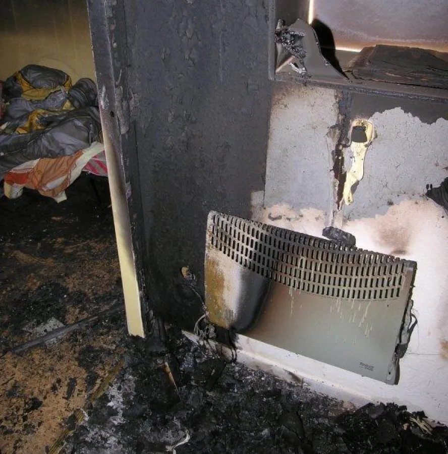 Ein Defekt im Konvektor hat einen Brand mit hohem Sachschaden verursacht. (Bild: IFS)