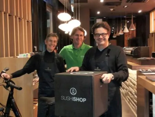 Bild: Sushi Shop liefert Ware mit e-Bikes von e-motion