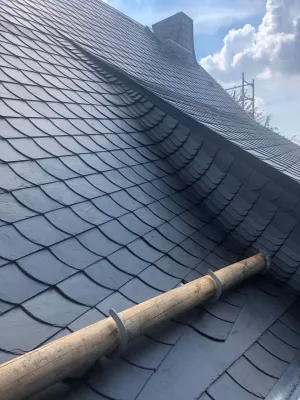 Bild: Tradition auf dem Dach: Dachdeckerei Lange GmbH aus Colditz 