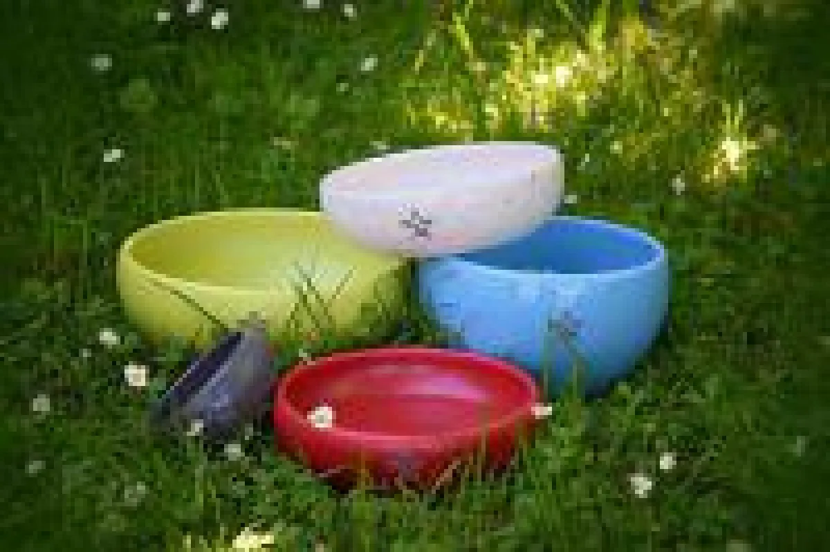 Handgemachte Näpfe aus Keramik mit EM (Effektiven Mikroorganismen)