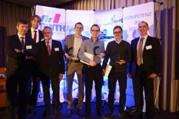 Maastrichter Studenten gewinnen Service-Innovation-Award Bild: Maastrichter Studenten gewinnen Service-Innovation-Award