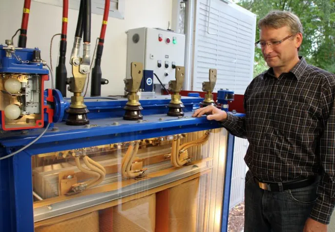 Bild: Bayerisch-tschechische Forschung zu umweltverträglichen ölisolierten Transformatoren