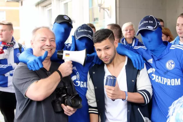 Bild: Wenige Tage bis zur Premiere des Charity-Rap-Songs „Keiner ist so blau wie wir!“