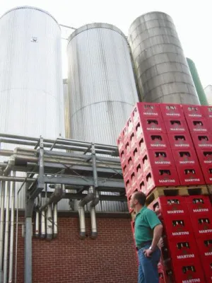 Bild: Drei neue Gär- und Lagertanks für die Kasseler Martini Brauerei