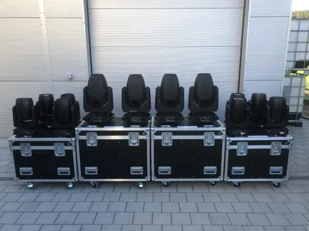Bild: Veranstaltungstechnik Burczyk investiert in kompakte Movinglights von ELATION