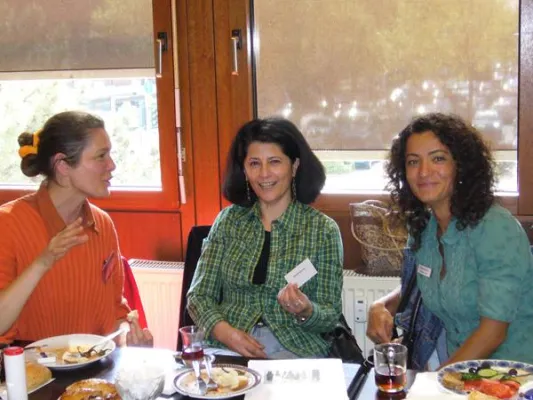 Bild: Unternehmerinnen müssen andere von sich begeistern- Großer Zuspruch beim PETEK Business Breakfast in Duisburg