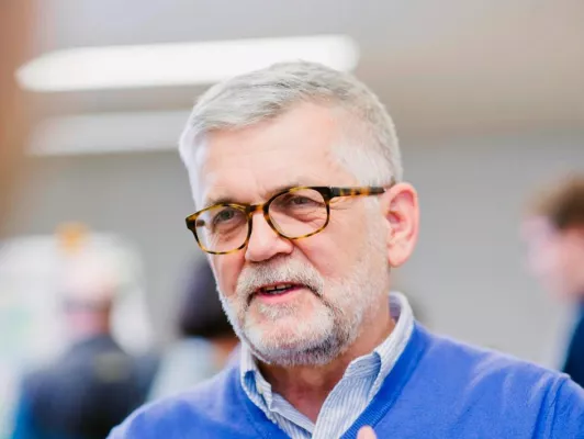 Software-Experte Peter Dewald steigt als Aufsichtsratsvorsitzender beim ERP-Spezialisten TOPIX ein Bild: Software-Experte Peter Dewald steigt als Aufsichtsratsvorsitzender beim ERP-Spezialisten TOPIX ein