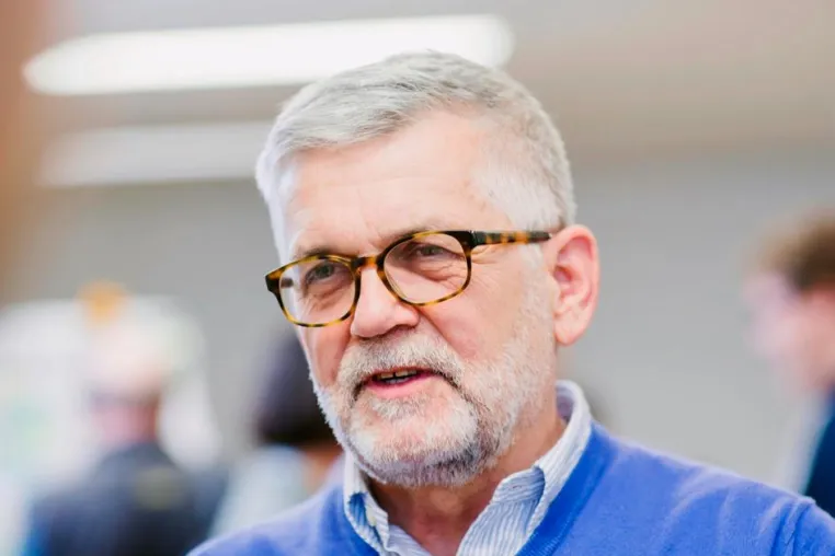 Software-Experte Peter Dewald steigt als Aufsichtsratsvorsitzender beim ERP-Spezialisten TOPIX ein Bild: Software-Experte Peter Dewald steigt als Aufsichtsratsvorsitzender beim ERP-Spezialisten TOPIX ein