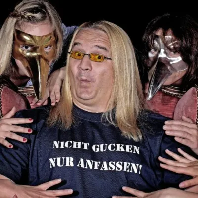 „Meenzer Kasemattenten“: Dinner-Theater mit Sven Hieronymus im Novotel Mainz Bild: „Meenzer Kasemattenten“: Dinner-Theater mit Sven Hieronymus im Novotel Mainz