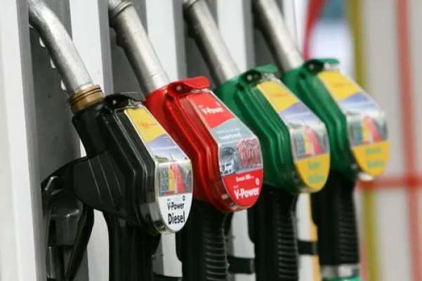 Bild: ACE Benzinpreisreport: Superbenzin: Vier Cent teurer als in der Vorwoche