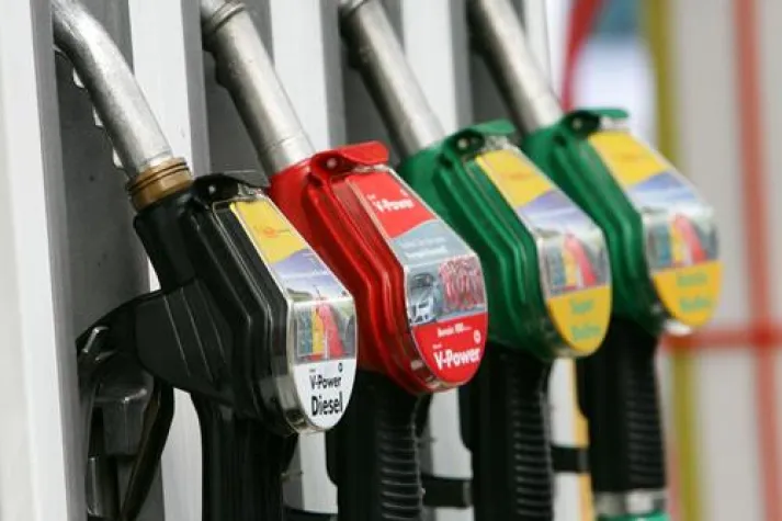 ACE Benzinpreisreport: Superbenzin: Vier Cent teurer als in der Vorwoche Bild: ACE Benzinpreisreport: Superbenzin: Vier Cent teurer als in der Vorwoche