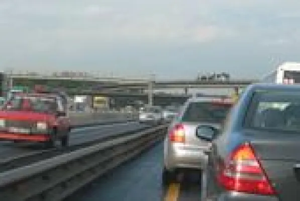 Bild: Herbstferien in dichtem Reiseverkehr