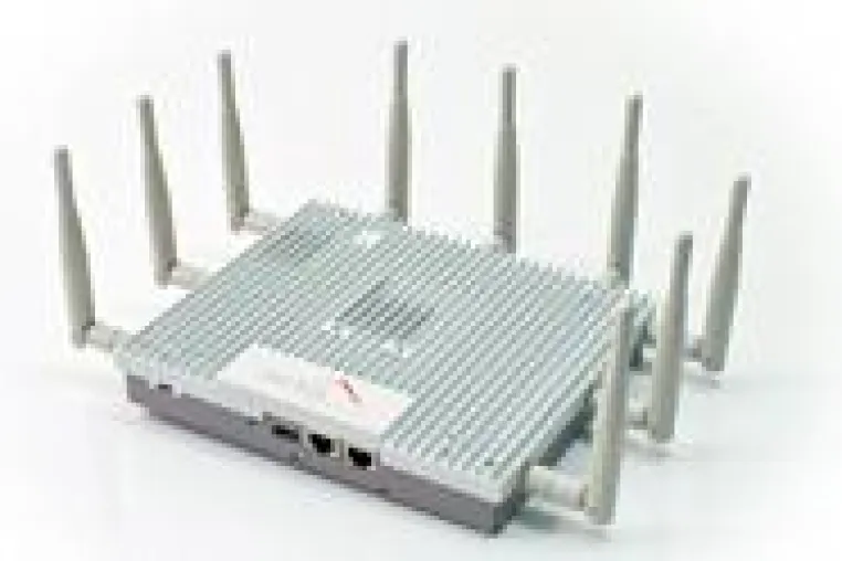 Bild: Neu bei sysob: Access Point AP400 von Meru Networks mit 802.11n Quad-Radio-Technologie