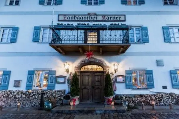 Bild: Landgasthof Karner: Das Traditionshotel mit Seele im Chiemgau nach Modernisierung wiedereröffnet
