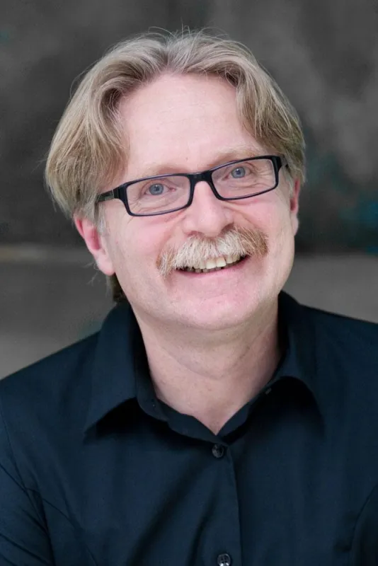 Dr. Clemens Frigge
