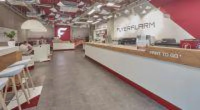 Bild: Sofort-Druck zum Mitnehmen in Berlin: FLYERALARM ergänzt Store-Konzept durch Print to GO®-Standorte