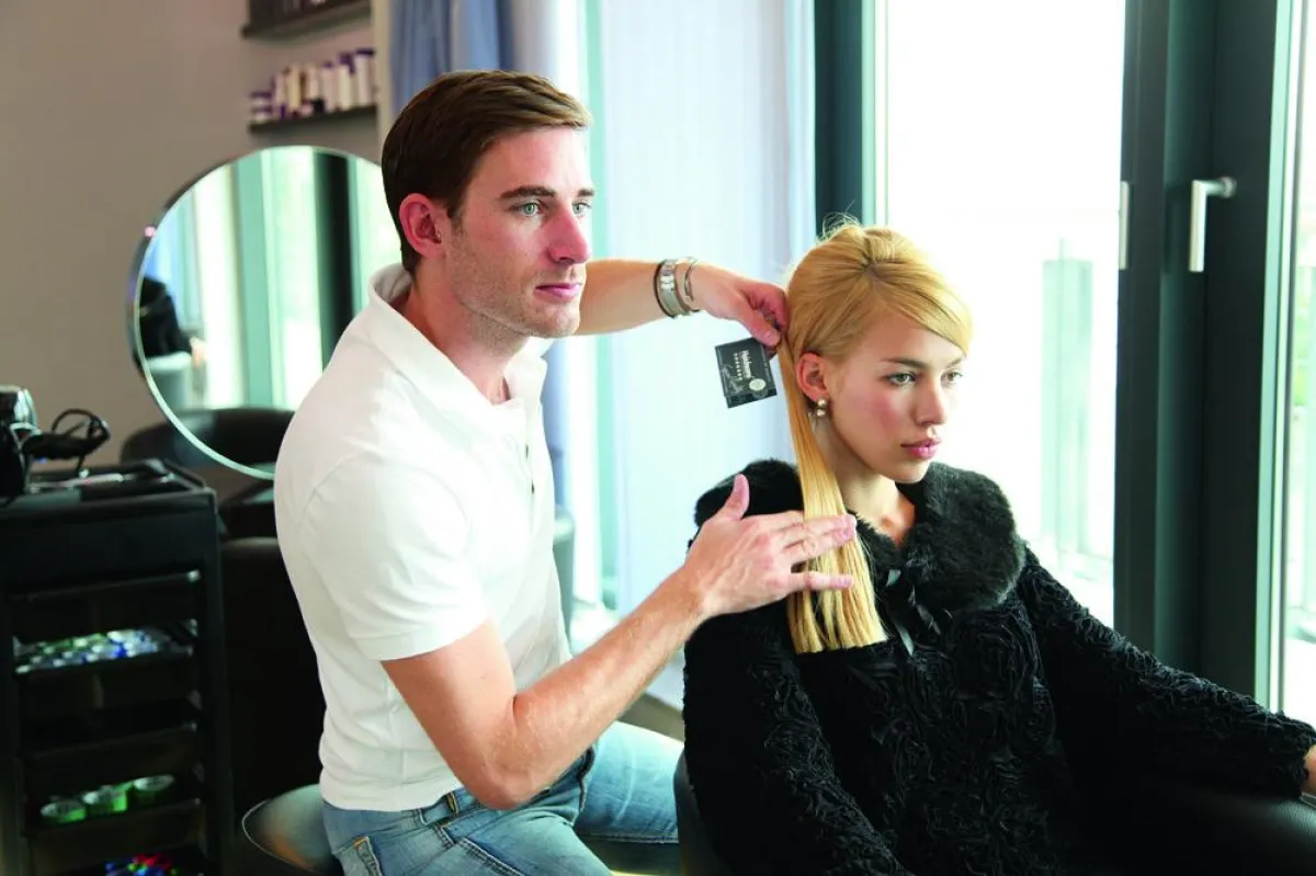 Umstyling & Echthaarverlängerung von Hairdreams bei Dennis Creuzberg in Berlin Credit: Marion Schult