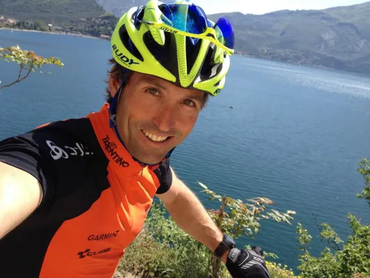 Bild: Olympia-Silbermedaillengewinner Peter Schlickenrieder startet in Riva del Garda im Trentino in die Radsaison