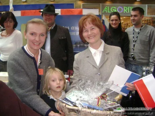 Bild: Gmunden repräsentierte das Salzkammergut am Weihnachtsbazar des International Women's Club Zagreb