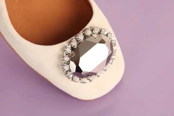 Hochzeitssaison: passende Brautschuhe für den schönsten Tag des Lebens Bild: Hochzeitssaison: passende Brautschuhe für den schönsten Tag des Lebens