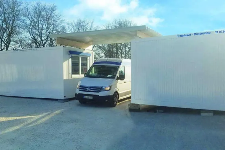Bild: Heinkel Modulbau stellt in nur fünf Tagen Mietcontainer für Corona-Test-Drive-ins in Ulm und Ehingen