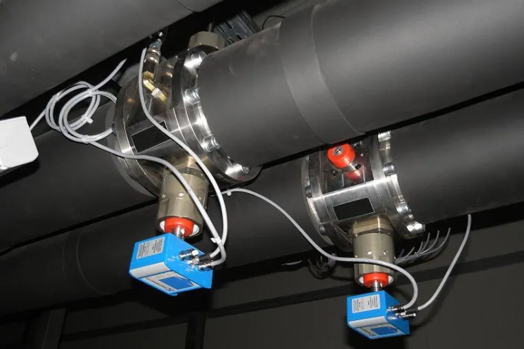 Bild: Mess- und Wechselarmaturen bieten den sicheren und reproduzierbaren Ein- und Ausbau für Inline-Sensorik