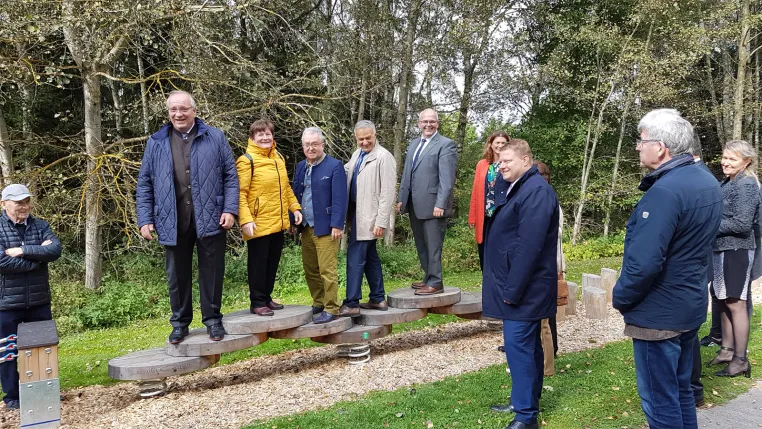 Bild: Offizielle Einweihung des Motorik Fun Parks im Kurpark beim Sibyllenbad
