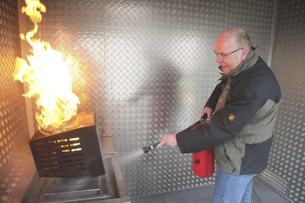Deutsches Milchkontor zu Gast beim Gefahrstoff-Spezialisten Bild: Deutsches Milchkontor zu Gast beim Gefahrstoff-Spezialisten