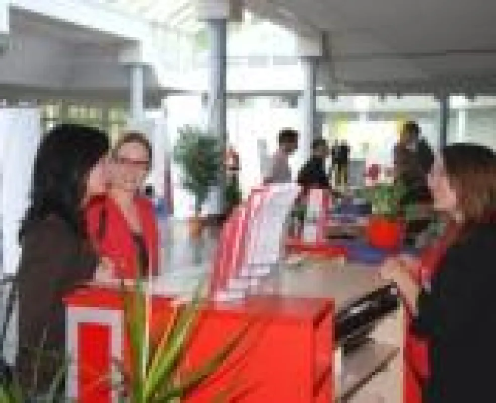Erfolgreiche Gespräche auf der 3.Fachmesse ZEITarbeit in Ulm - Foto: K-media