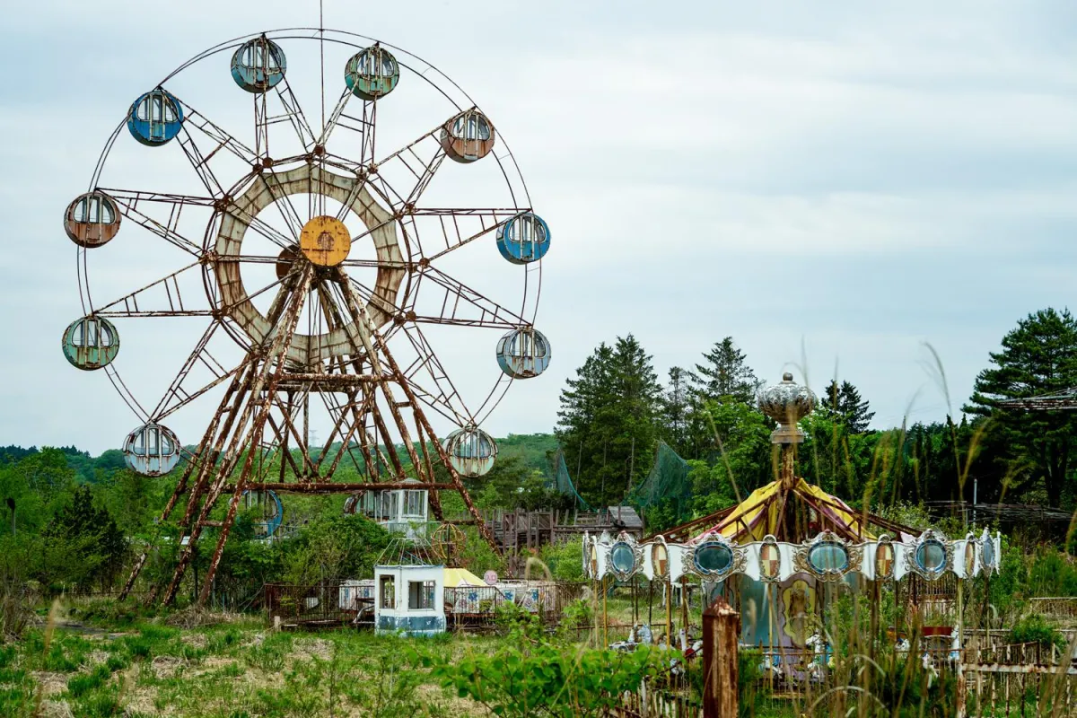 Verlassener Freizeitpark in Japan