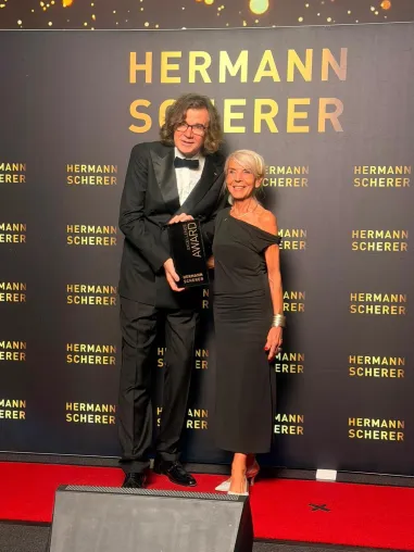 Bild: Ja! Zum Leben! Ramona Ohlmeyer gewinnt Internationalen Speaker Slam