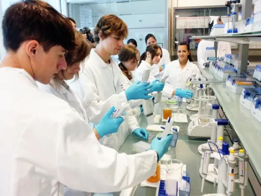 Bild: beesocial realisiert für Eppendorf AG Crowdsourcing Kampagne im Social Web