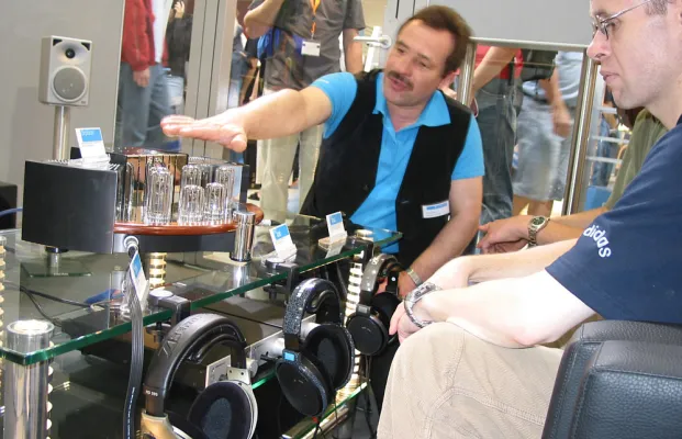 Bild: IFA 2005: Sennheiser nutzt Know How von Kölner Spezialfirma