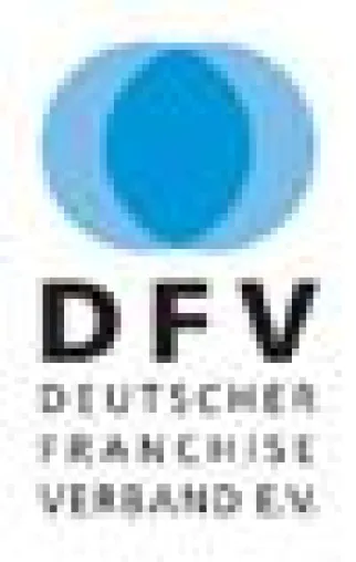 Bild: Wegbereiter des deutschen Franchisings wird Ehrenmitglied im Deutschen Franchise-Verband