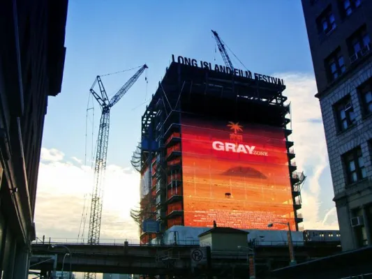 Bild: Africa Light / Gray Zone: Internationale Filmfestivaltermine