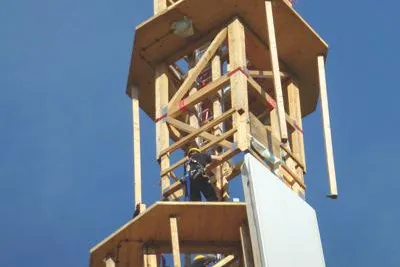 Bild: Windkraftanlagen aus Holz - doppelt gut