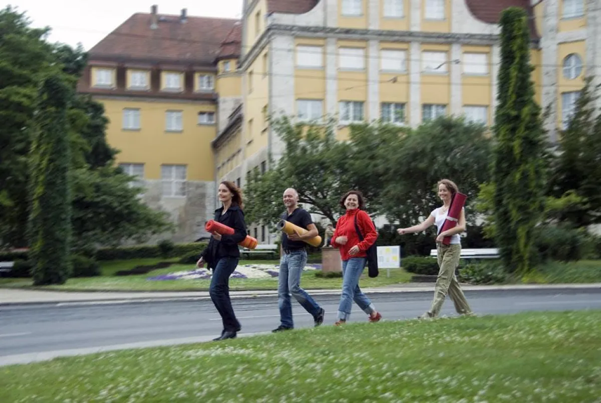 Yoga bewegt Kassel am 14.09. zum 1. Kasseler Yogatag